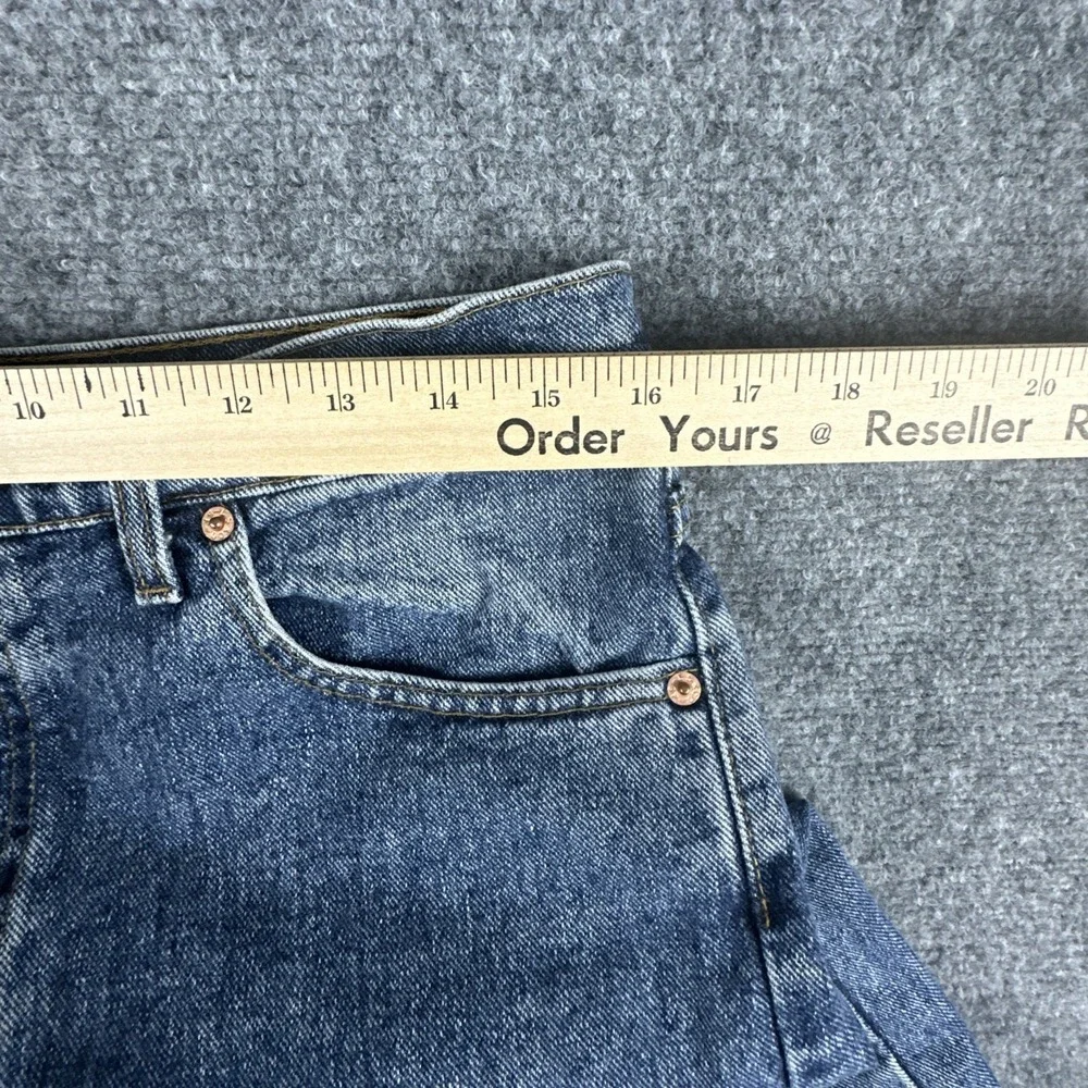 Vintage Levi's 550 Jeans Men's 34x32 Blue Made in USA Tapered Leg Relaxed Fit